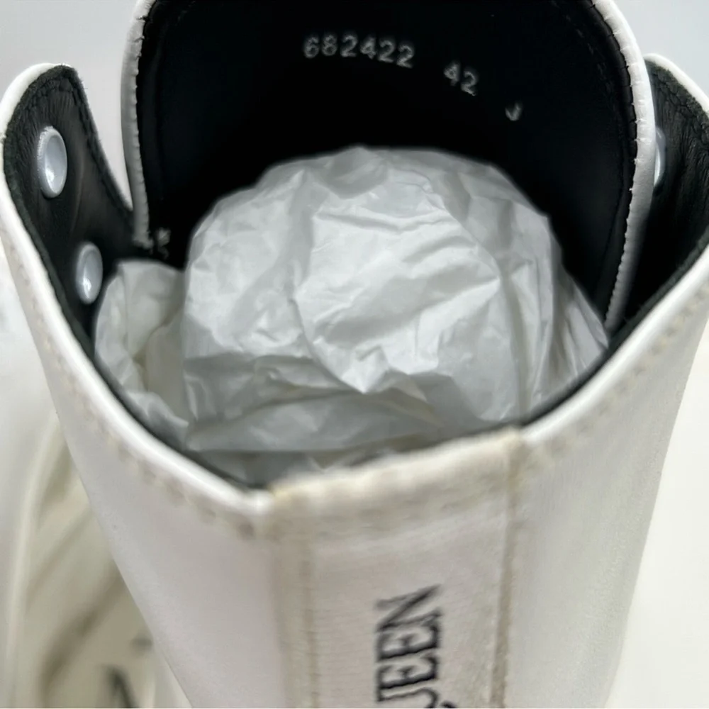 Men’s Alexander McQueen leather sneaker boots size 42 made in Italy